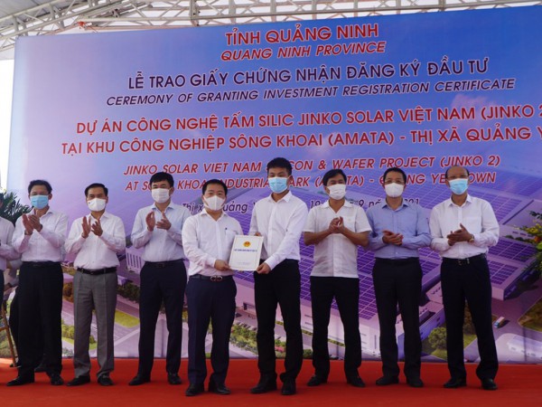 Quảng Ninh trao quyết định đăng ký đầu tư cho dự án trị giá 365 triệu USD