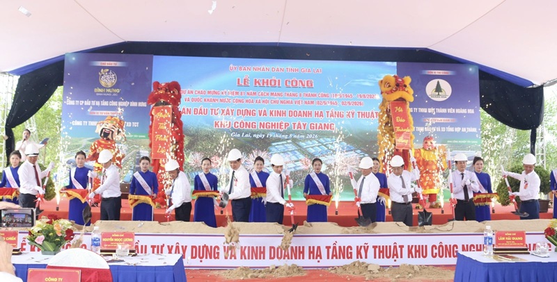 Khởi công Dự án khu công nghiệp Tây Giang vốn gần 1.800 tỷ đồng, diện tích 300 ha Khởi công Dự án khu công nghiệp Tây Giang vốn gần 1.800 tỷ đồng, diện tích 300 ha