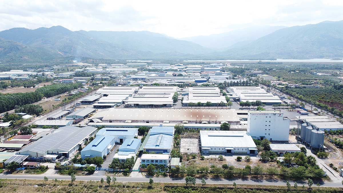 Cú hích đầu năm về thu hút đầu tư vào lĩnh vực công nghiệp Cú hích đầu năm về thu hút đầu tư vào lĩnh vực công nghiệp