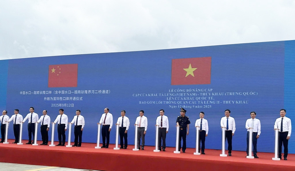 Tà Lùng-Thủy Khẩu trở thành cặp cửa khẩu quốc tế