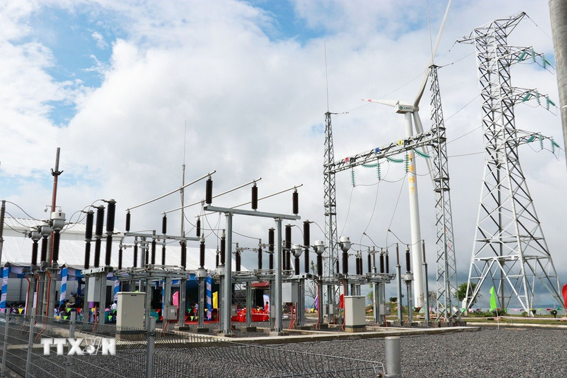 Khánh thành Nhà máy điện gió Hải Anh và cao tốc Vạn Ninh-Cam Lộ