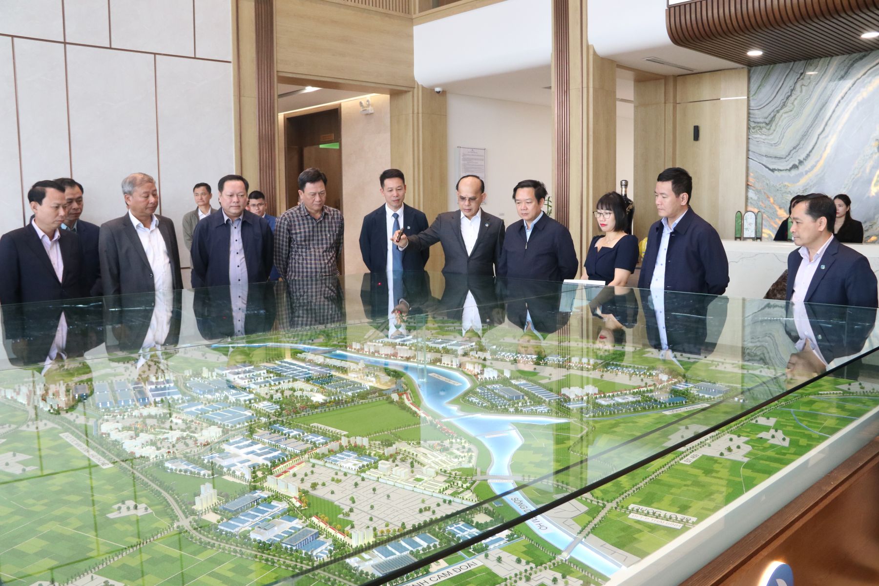 Hưng Yên: Tăng tốc hoàn thiện hạ tầng, mở rộng thu hút đầu tư Khu công nghiệp Liên Hà Thái Hưng Yên: Tăng tốc hoàn thiện hạ tầng, mở rộng thu hút đầu tư Khu công nghiệp Liên Hà Thái