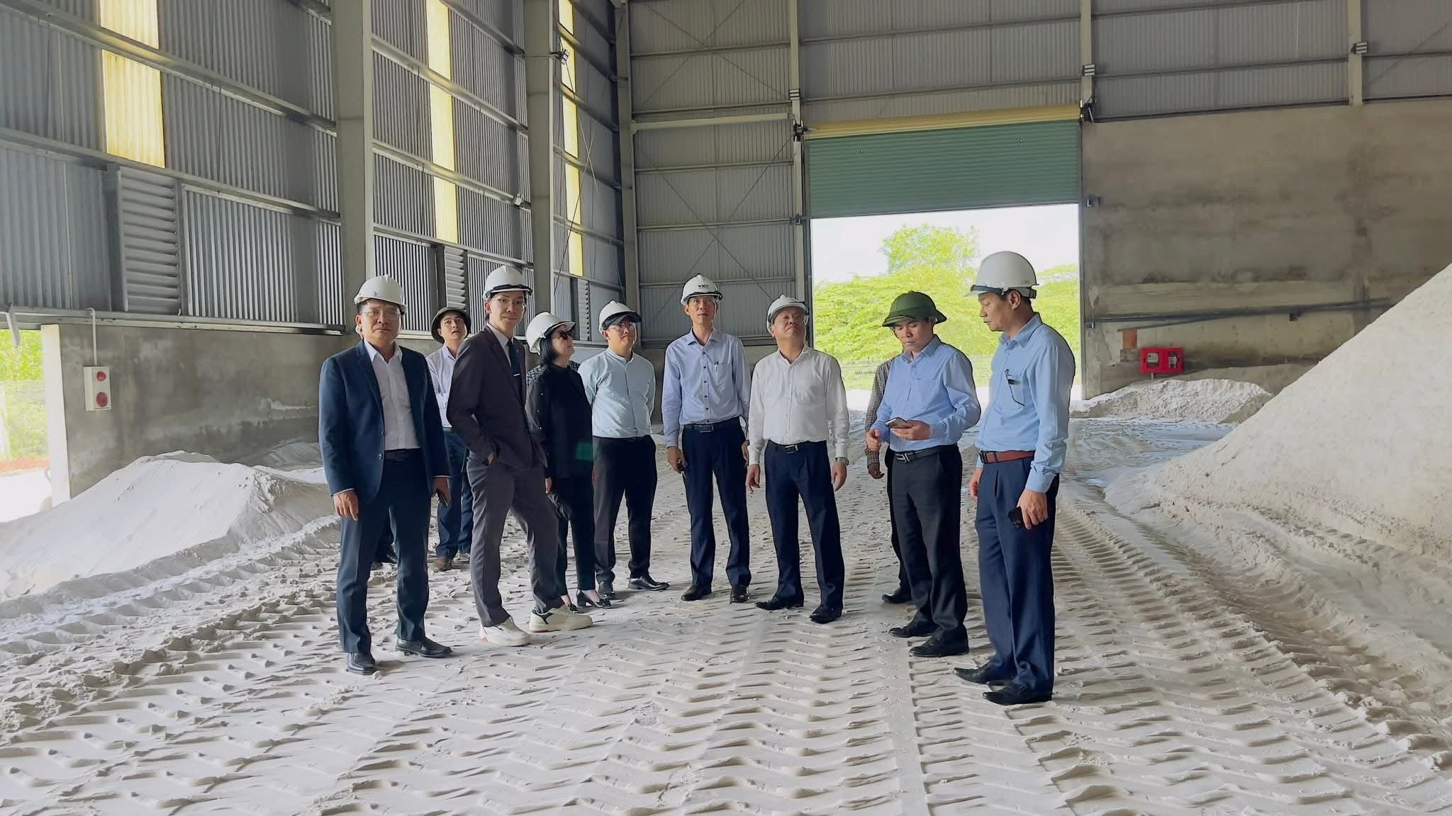 Quảng Trị trong chuỗi giá trị công nghiệp bán dẫn và công nghệ cao Quảng Trị trong chuỗi giá trị công nghiệp bán dẫn và công nghệ cao