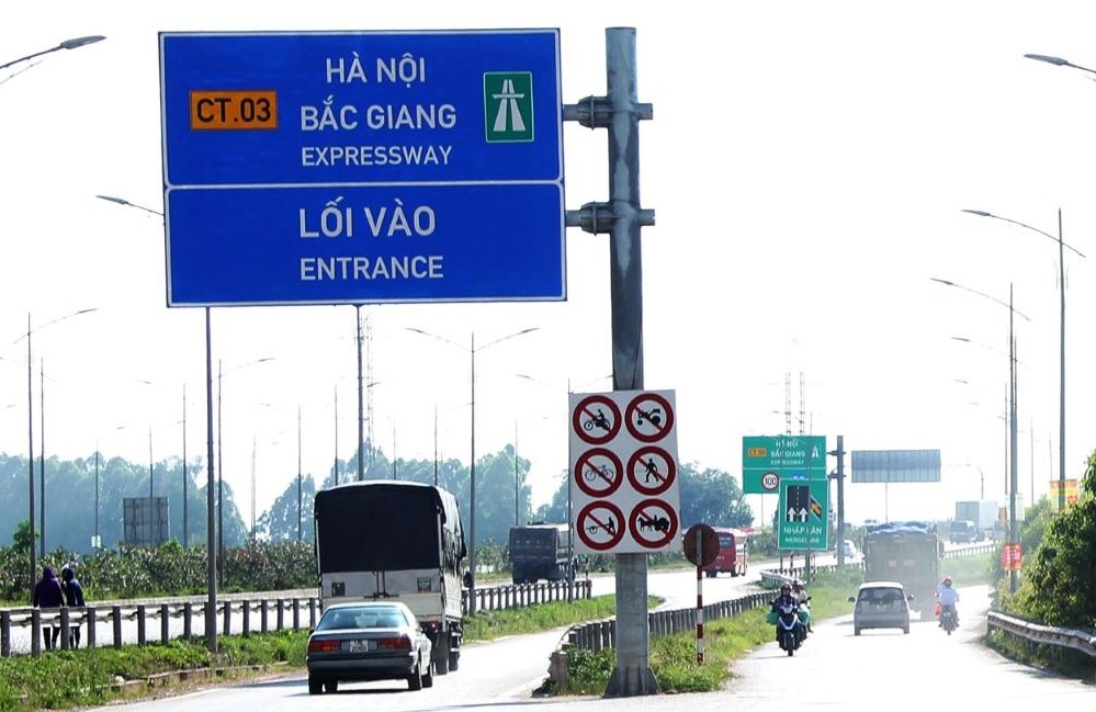 Thống nhất phân kỳ mở rộng cao tốc Hà Nội - Bắc Giang lên 6 làn xe Thống nhất phân kỳ mở rộng cao tốc Hà Nội - Bắc Giang lên 6 làn xe