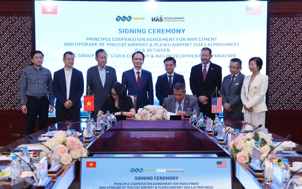 Nhà đầu tư Hoa Kỳ nghiên cứu đầu tư, nâng cấp hai sân bay tại Gia Lai Nhà đầu tư Hoa Kỳ nghiên cứu đầu tư, nâng cấp hai sân bay tại Gia Lai