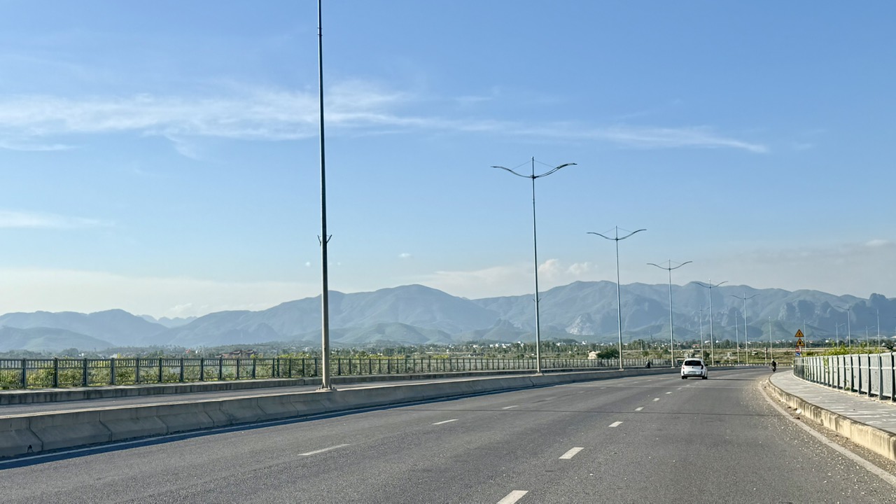 Quảng Ninh dành 1.230 tỷ đồng cho 7 dự án hạ tầng khởi công mới