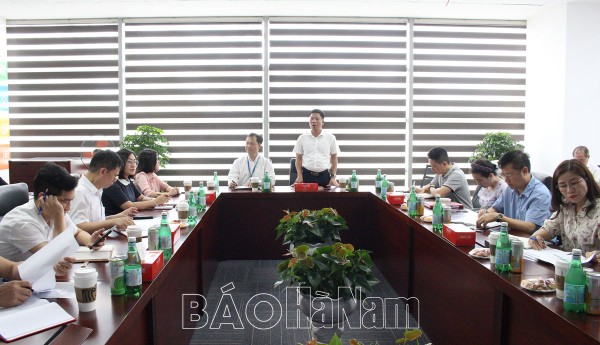 Ban Quản lý các khu công nghiệp tỉnh làm việc với Công ty TNHH Wistron Infocomm (Việt Nam)