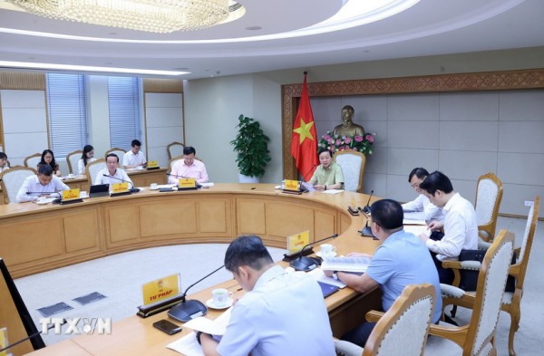 Hoàn thiện cơ chế đặc thù về đất đai, môi trường cho Trung tâm tài chính quốc tế