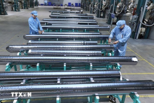 Trung Quốc tạm dẫn trước Mỹ trong cuộc đua xuất khẩu năng lượng