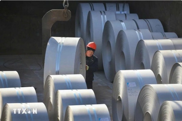 Mỹ chính thức tăng gấp đôi thuế đánh vào thép và nhôm nhập khẩu