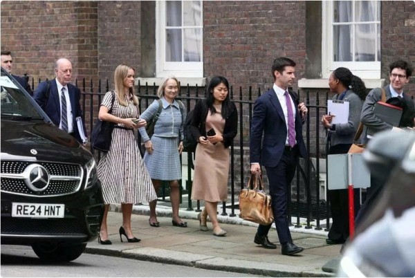 Mỹ và Trung Quốc bắt đầu vòng đàm phán thương mại mới tại London