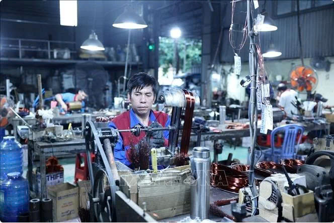 2025年前五月加工制造业增长逾10% 成为工业产业的主要增长动力 2025年前五月加工制造业增长逾10% 成为工业产业的主要增长动力