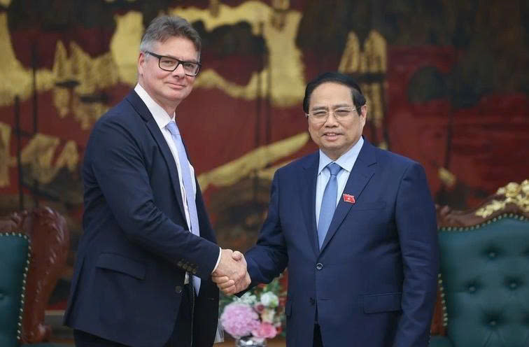 越南政府总理范明政欢迎美国惠普集团扩大在越经营投资规模 越南政府总理范明政欢迎美国惠普集团扩大在越经营投资规模